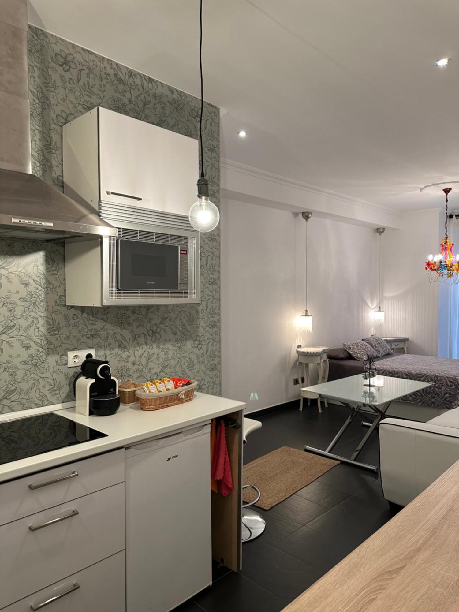 Precioso Estudio En Malasana Madrid Eksteriør billede